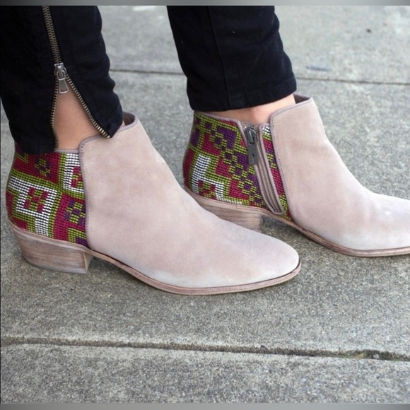 Sam Edelman Putnam Embroidered Leather Ankle Boots (7M) - Picture 3 of 16